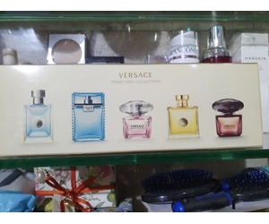 Set nuoc hoa mini Versace 5 chai